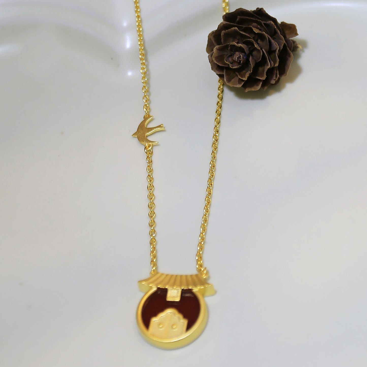 Guardian of Ancient Architecture - Swallow Necklace