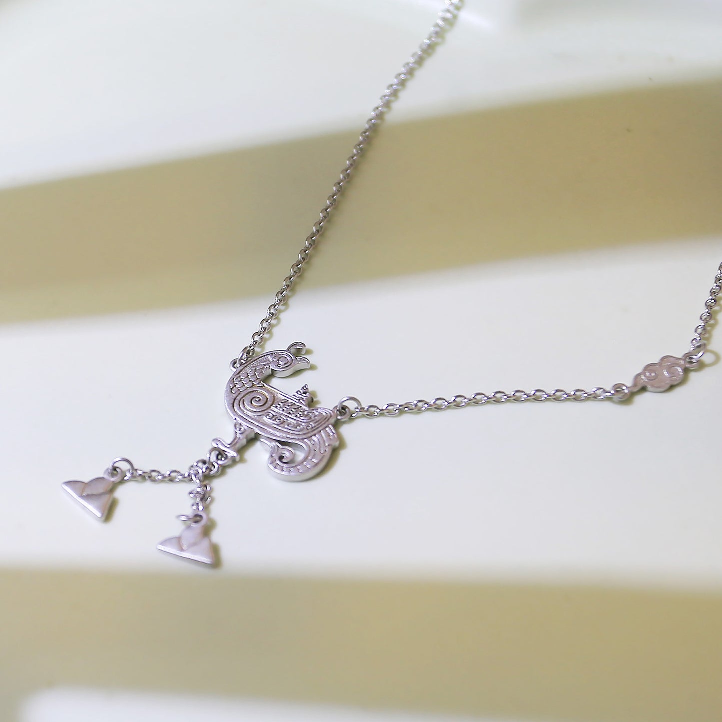 Jin Hou Bird Pendant