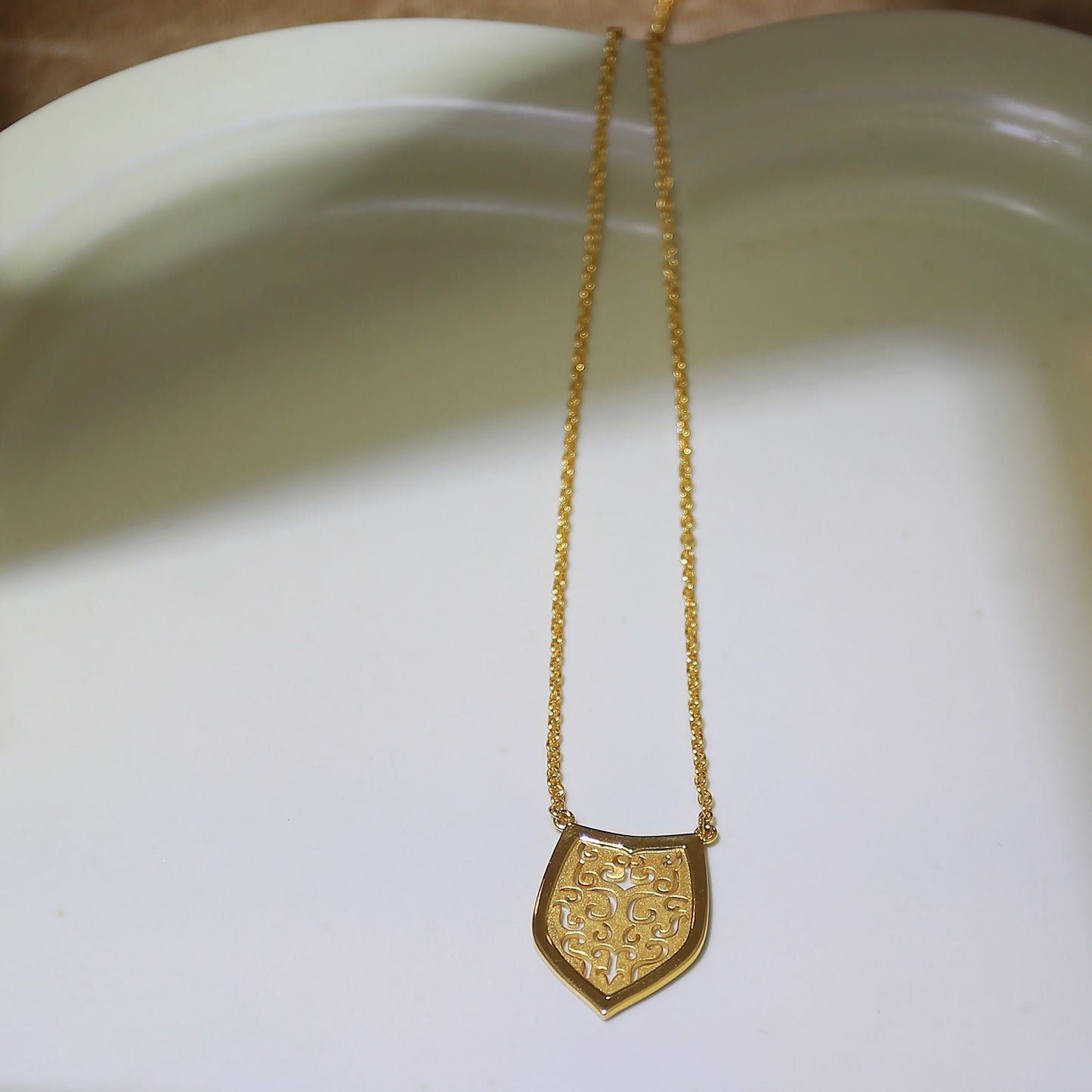 Scroll Leaf Pattern