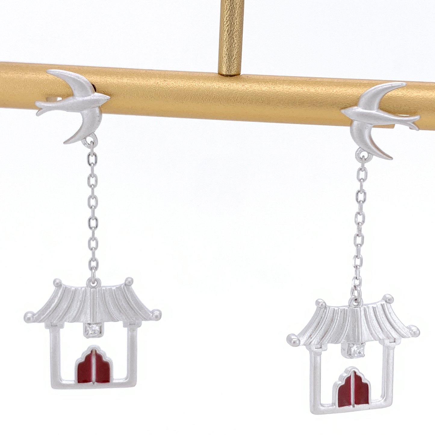 Guardian of Ancient Architecture - Swallow Ear Earrings